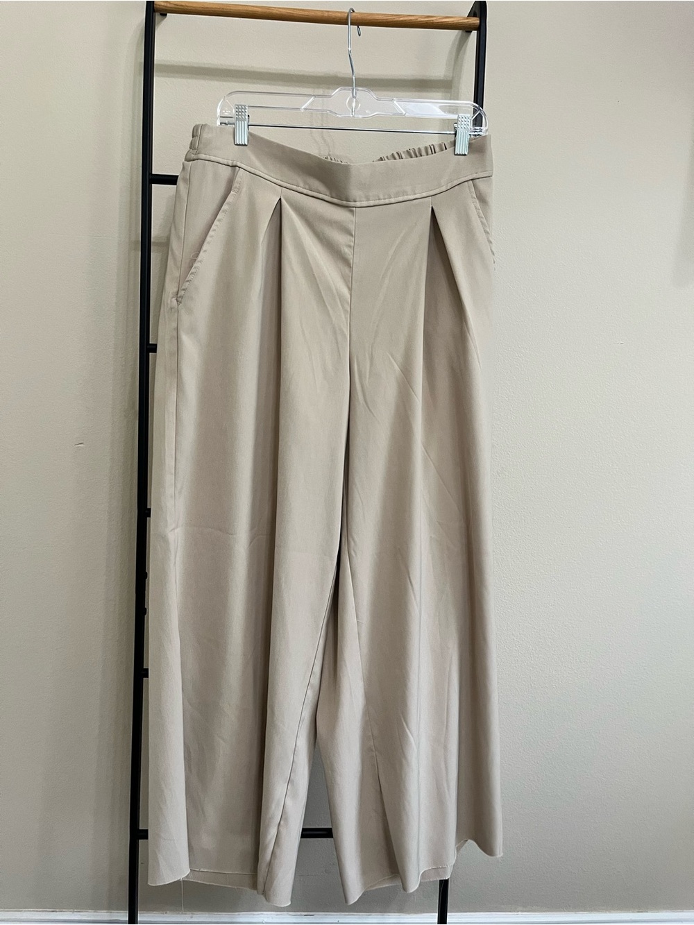 Max Studio Beige Neutral Wide-Leg Flowy Coastal Trousers XL